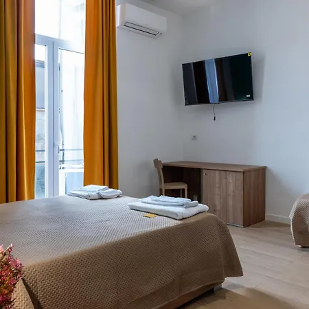 Palazzo Quattrone Alojamento de Acomodação e Pequeno-almoço 3*