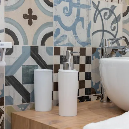 Couette-café Palazzo Quattrone 3*